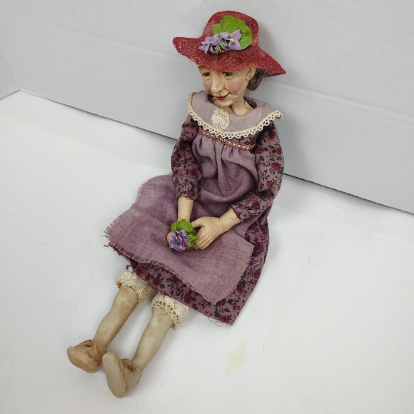 OOAK Dianne Adam Signed Handmade Folk Art Doll – Elder Lady w/ Hat & Flower - Picture 4 of 12
